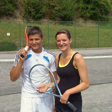 Glocknerhof بيرغ ام دراوتال