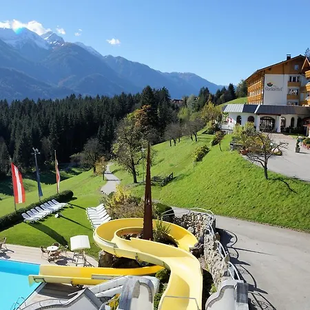 Szálloda Glocknerhof Berg im Drautal